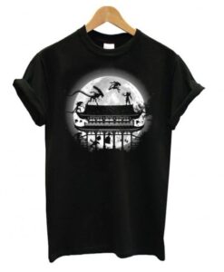 Alien vs Predator in Japan T shirt